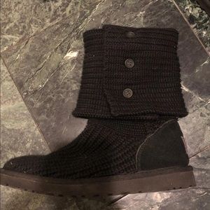 Black knitted uggs